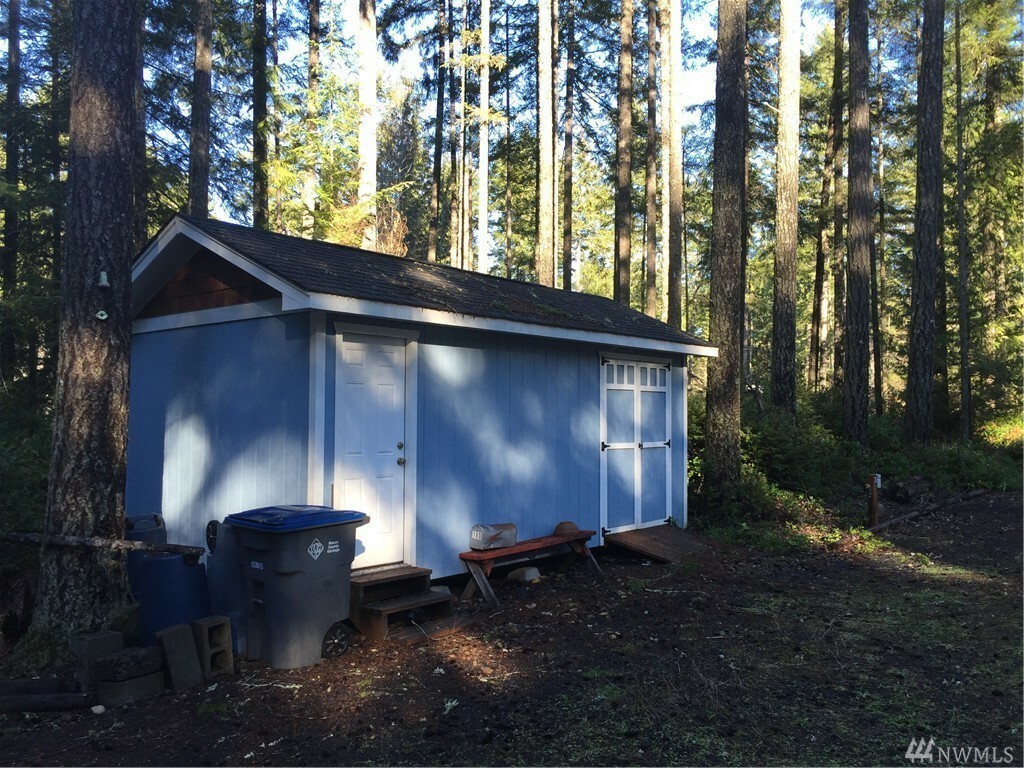 Property Photo:  160 E Tenby Wy  WA 98584 