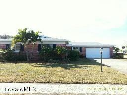 Property Photo:  929 Bluewater Drive  FL 32937 