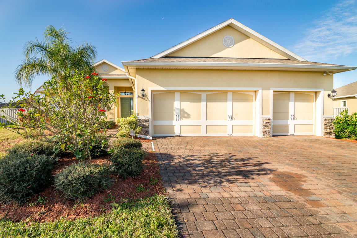 Property Photo:  5670 Rusack Drive  FL 32940 