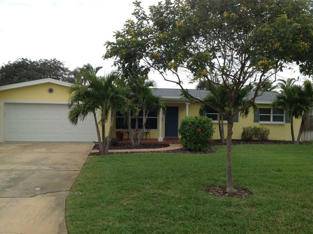 Property Photo:  370 Glenwood Avenue  FL 32937 