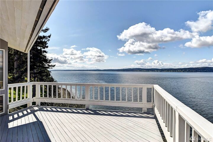 Property Photo: 2286 Elger Park Rd WA 98282