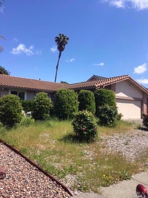 Property Photo:  332 Ridgeview Drive  CA 94952 
