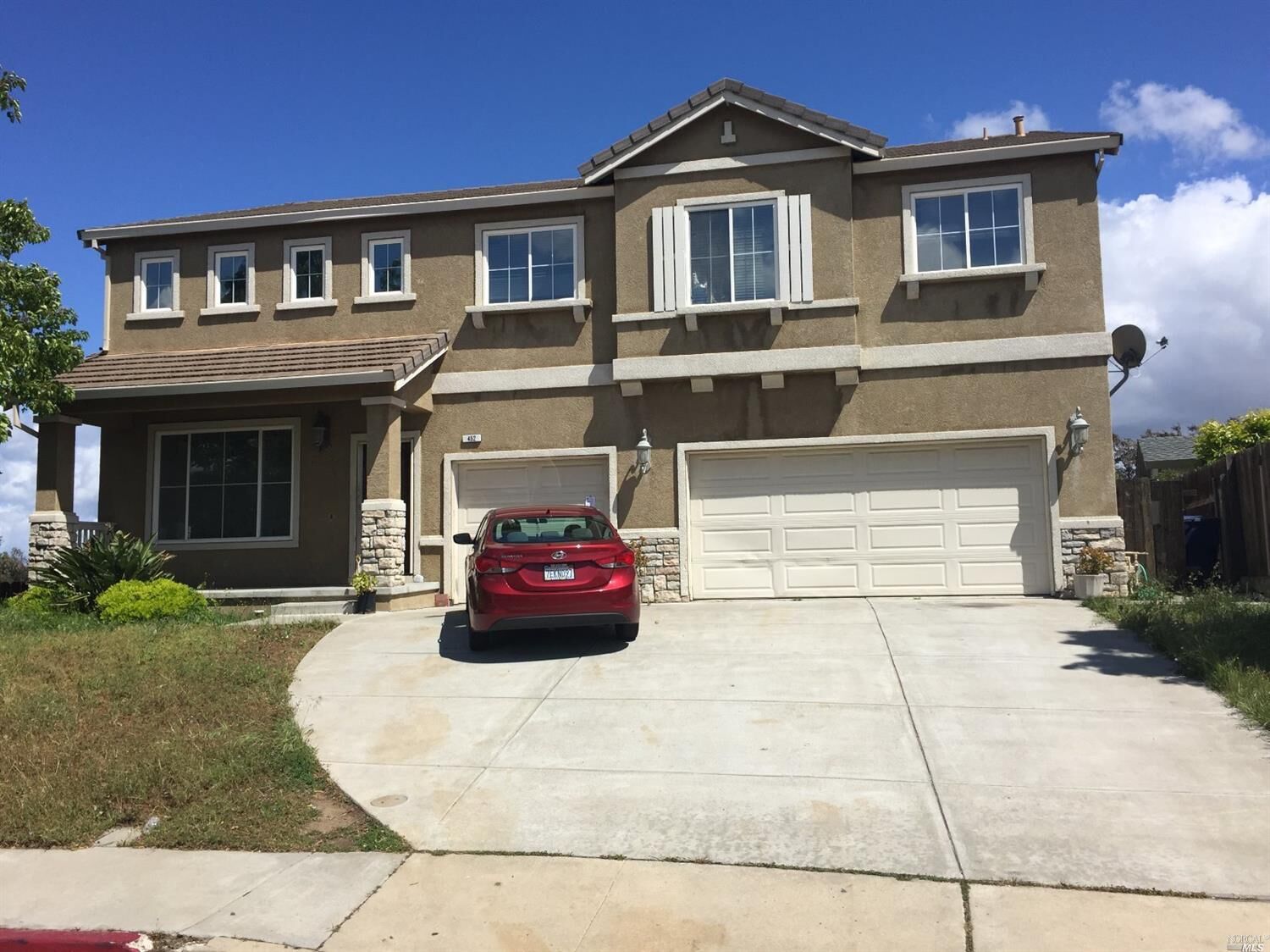 Property Photo: 452 Christina Court CA 94509