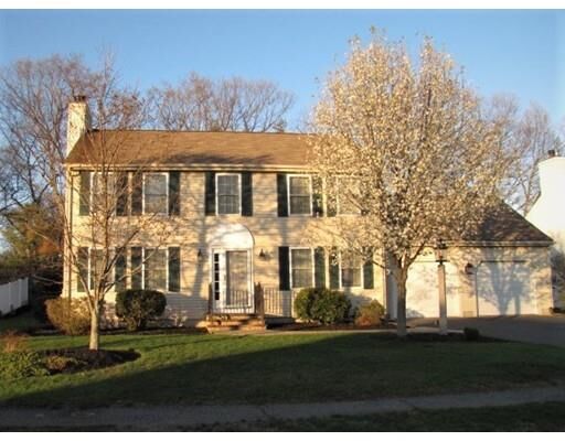 Property Photo:  5 Old Barn Road  MA 01545 