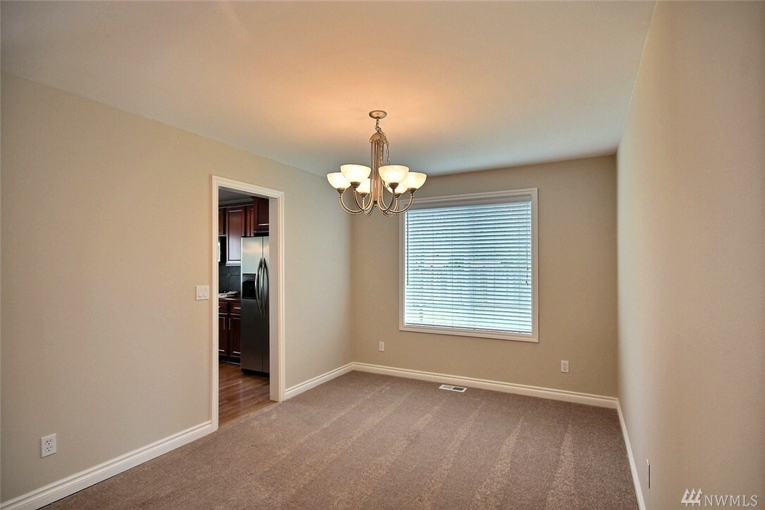 Property Photo:  3722 NE 12th St  WA 98056 