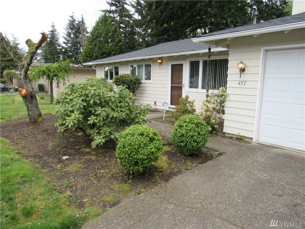 Property Photo: 457 155th Ave SE WA 98007
