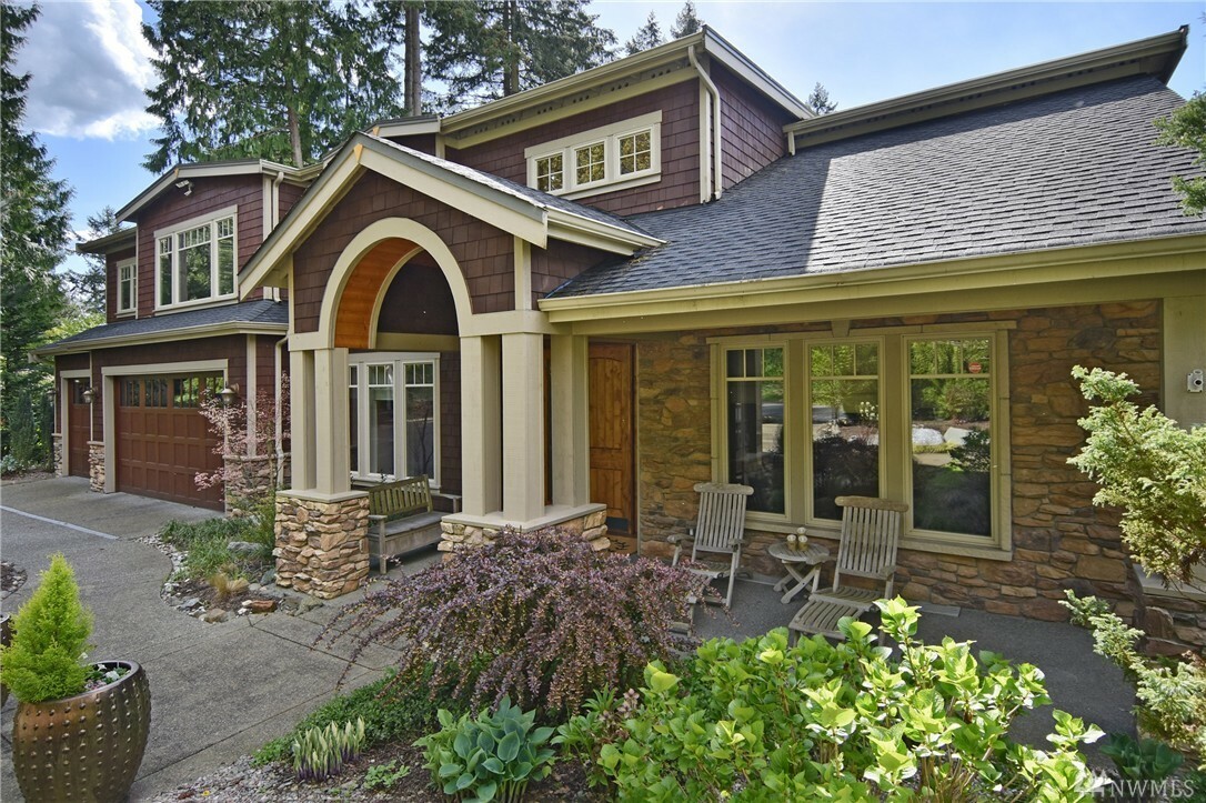 Property Photo:  4705 112th Ave NE  WA 98033 