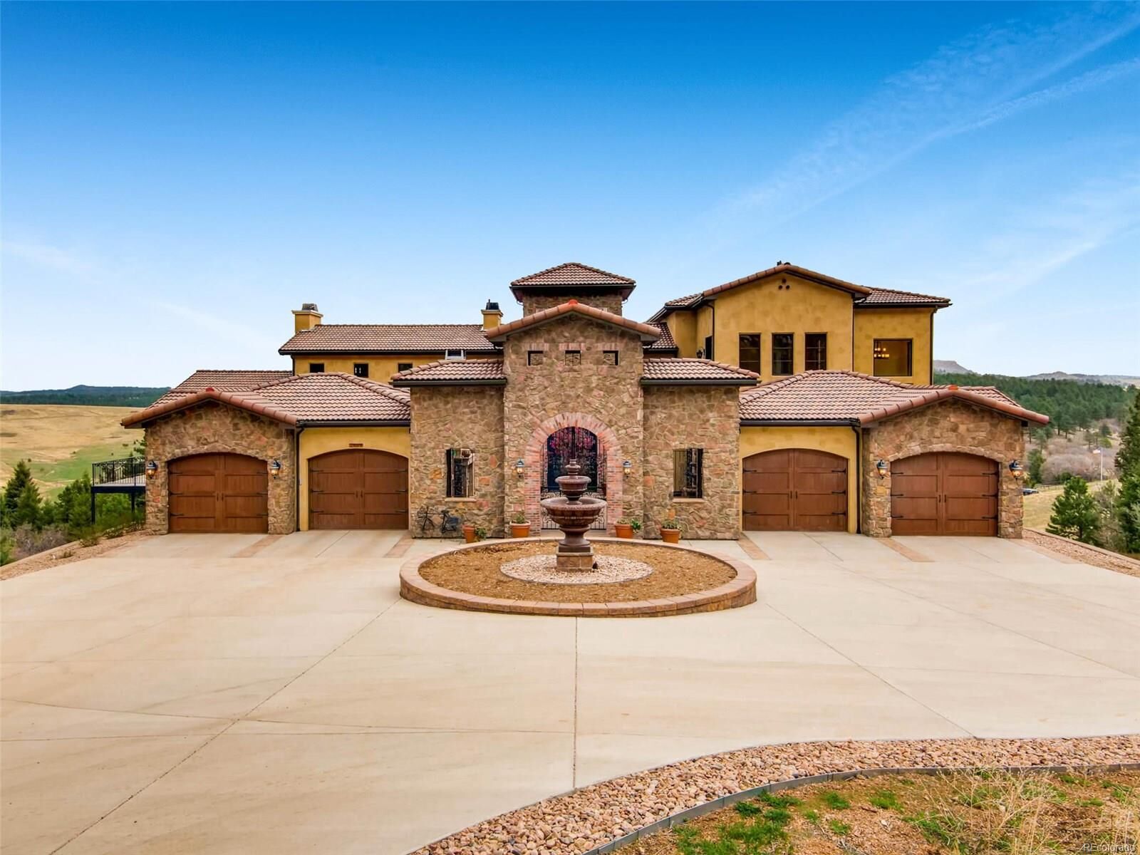 Property Photo: 2869 Valley Park Drive CO 80118