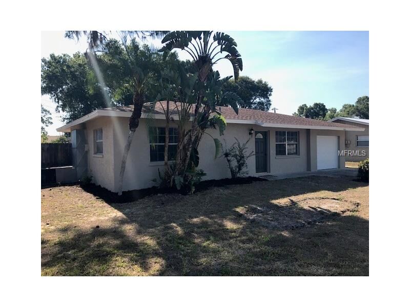 Property Photo:  3909 Coleridge Place  FL 34241 