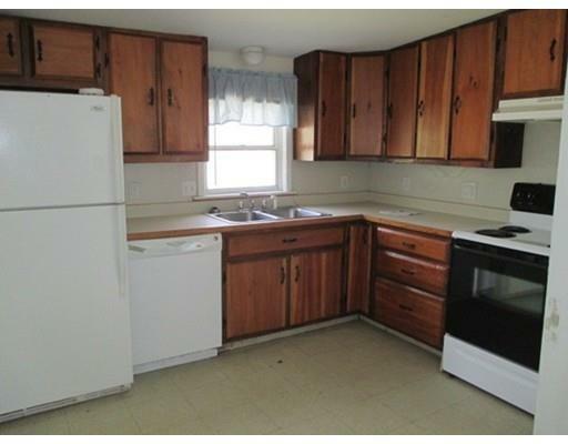 Property Photo: 414 Britton St MA 01020