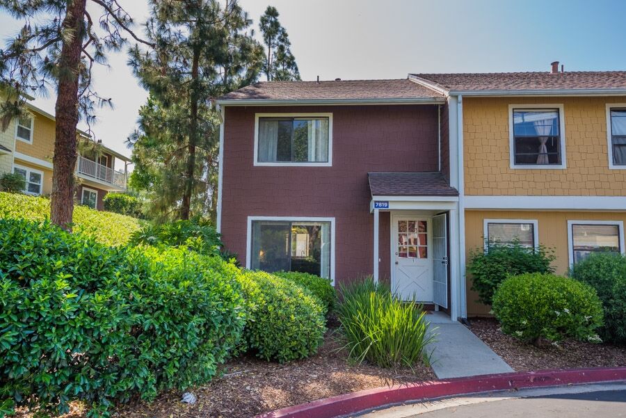 Property Photo:  7819 Rancho Fanita Unit I  CA 92071 