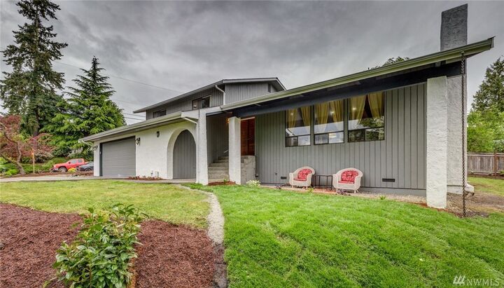 21604 Poplar Wy  Brier WA 98036 photo