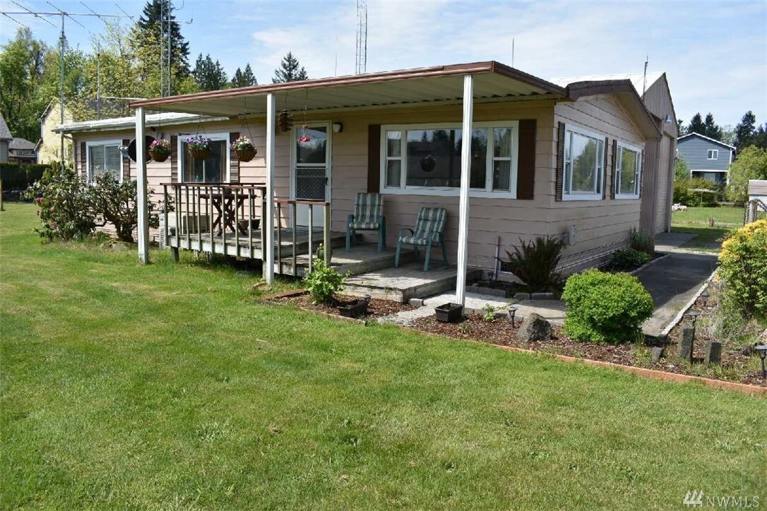 Property Photo:  7219 Rainier Rd SE  WA 98513 