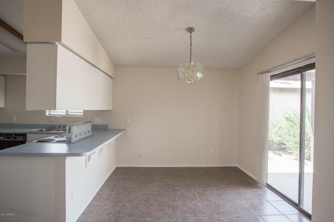 Property Photo: 11146 N 82nd Lane AZ 85345