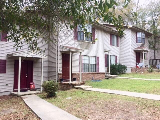 Property Photo:  212 Virginia Street  FL 32539 