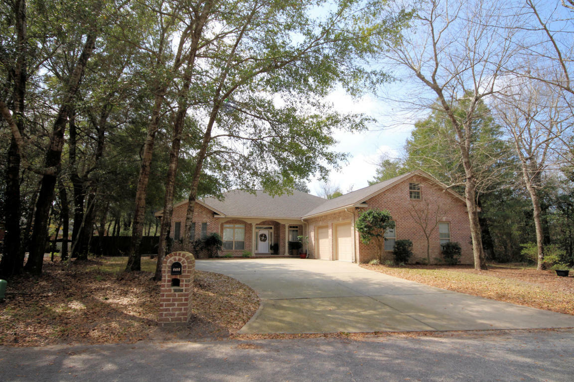 Property Photo: 6480 Avenida De Galvez FL 32566