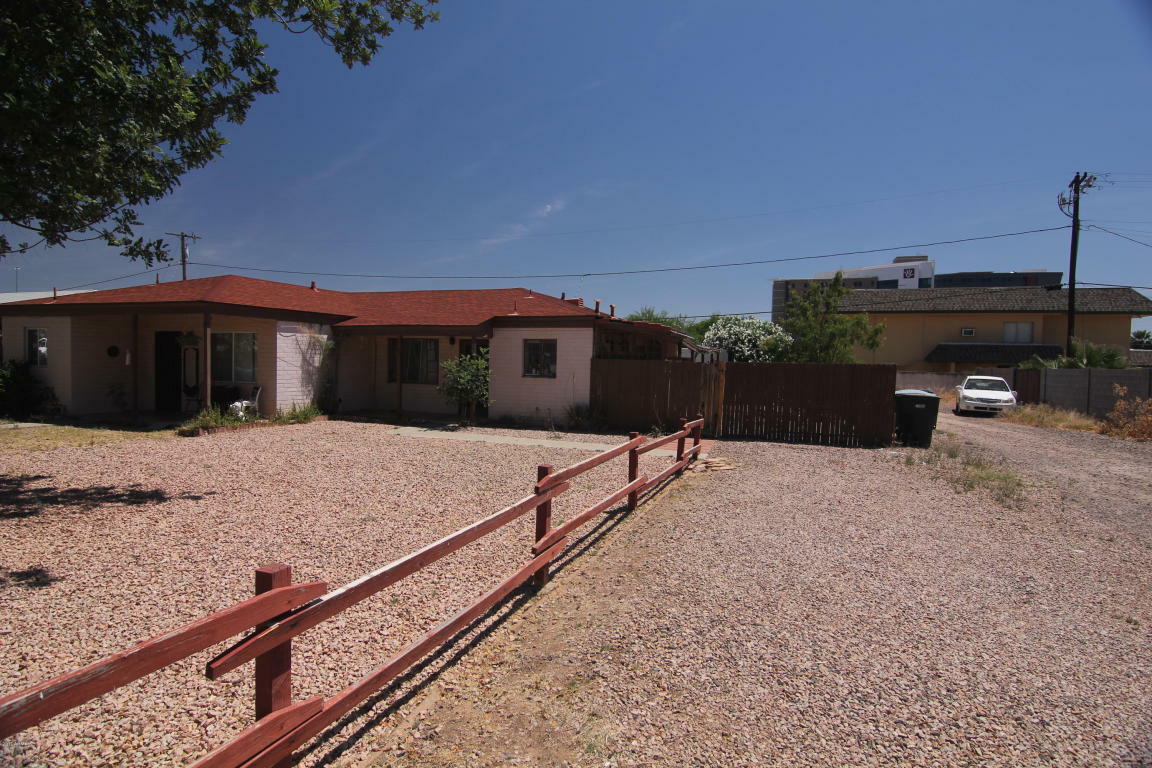 Property Photo: 1903 E Pinchot Avenue AZ 85016