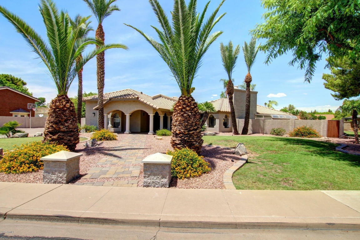 Property Photo:  2222 E Huber Street  AZ 85213 