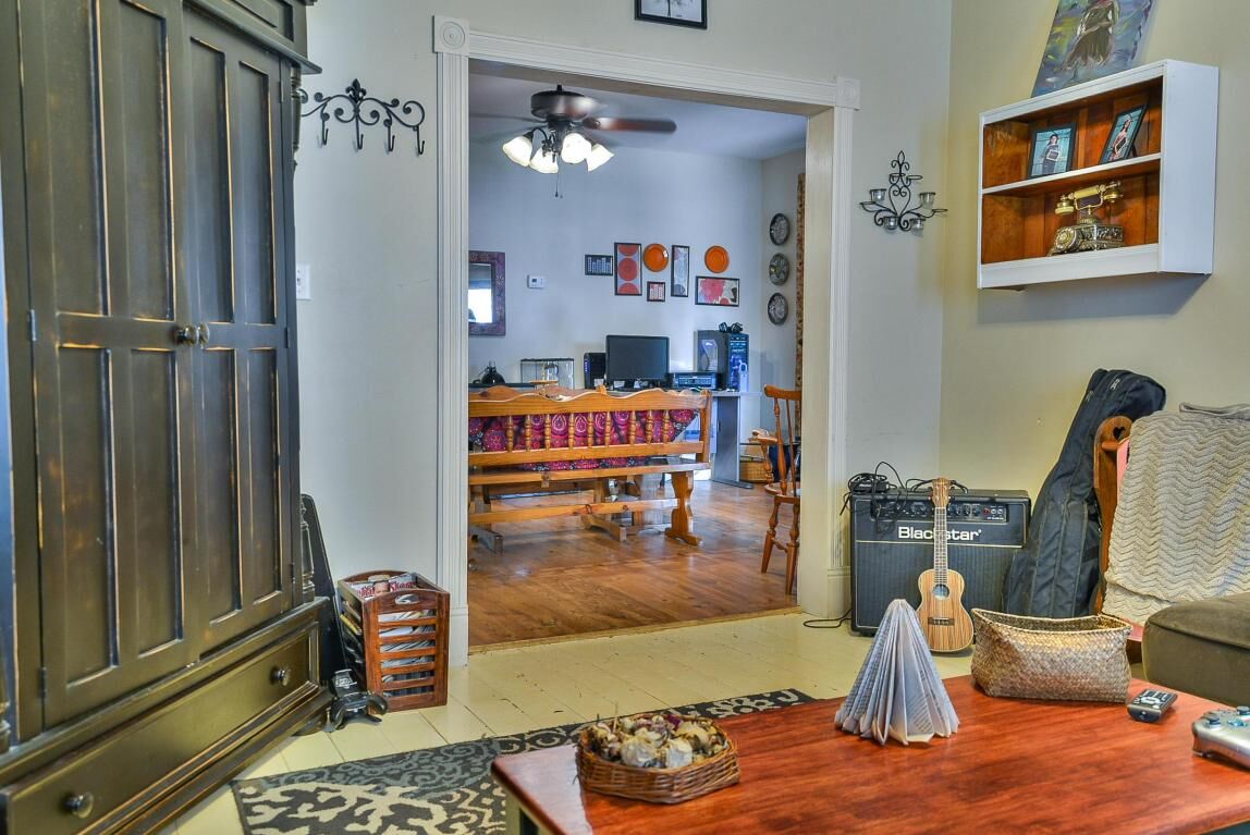 Property Photo:  329 S Maple Street  OH 43130 