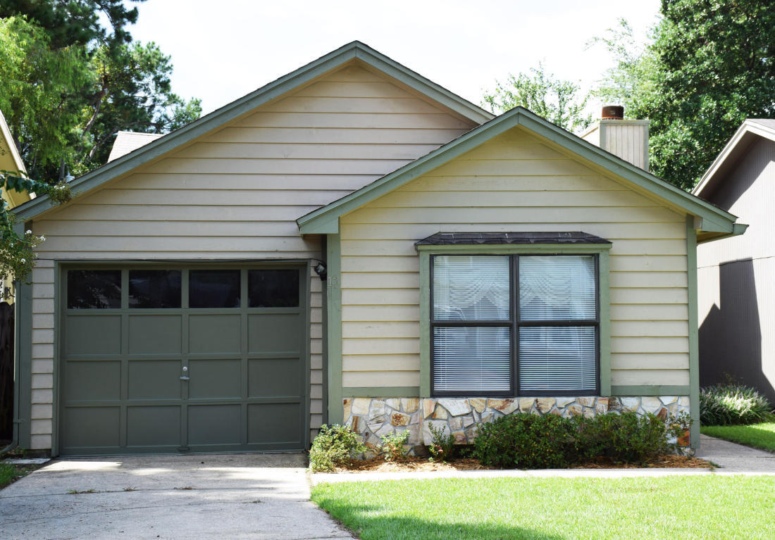 Property Photo:  13 Kelly Way  FL 32580 