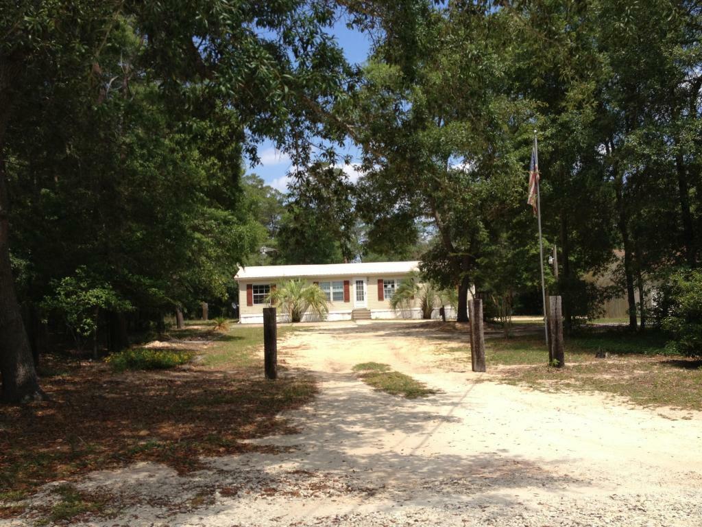 Property Photo:  260 E Roberts Road  FL 32433 