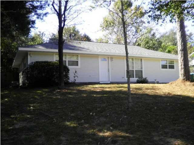Property Photo:  572 Panama Drive  FL 32536 