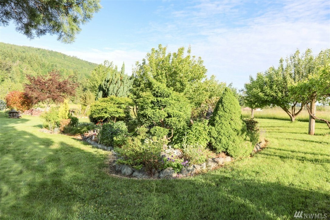 Property Photo:  4115 Squalicum Lake Rd  WA 98226 