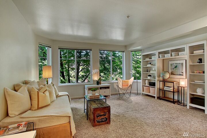 Property Photo: 1525 NW 57th St 330 WA 98107