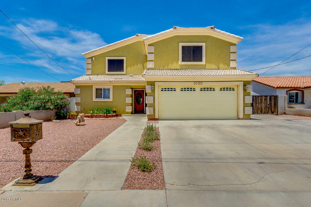 Property Photo:  1020 N 27th Place  AZ 85008 