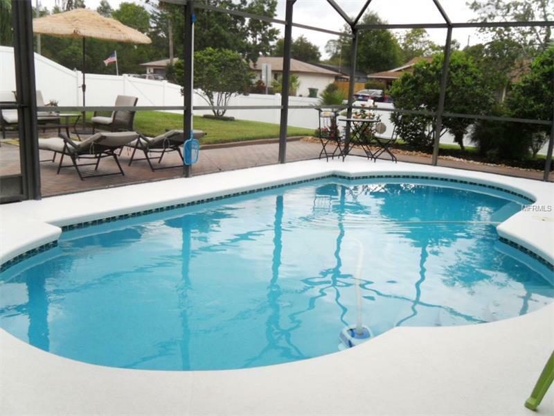 Property Photo:  1090 Hanford Drive  FL 32738 
