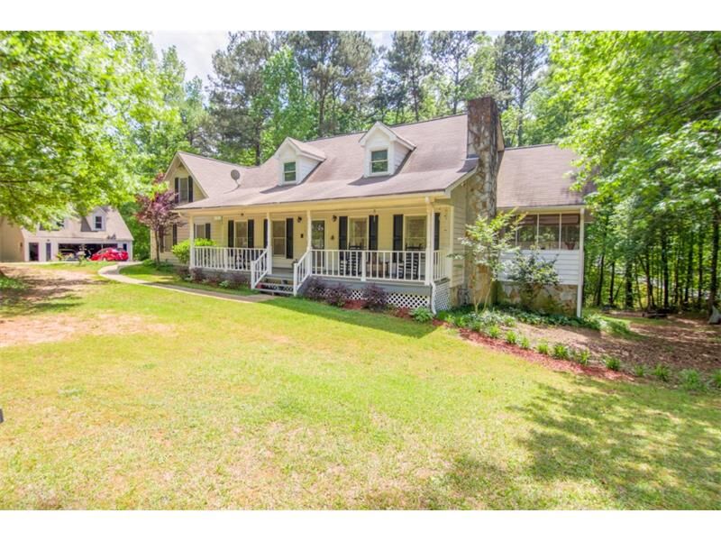Property Photo:  350 Buckingham Drive   30016 