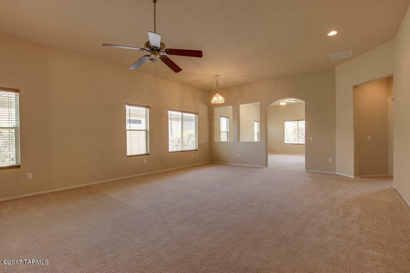 Property Photo:  13341 N Heritage Club Place  AZ 85658 