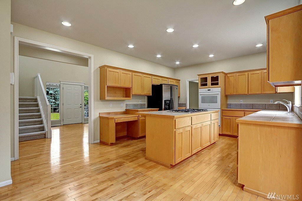 Property Photo: 13911 455th Ave SE WA 98045