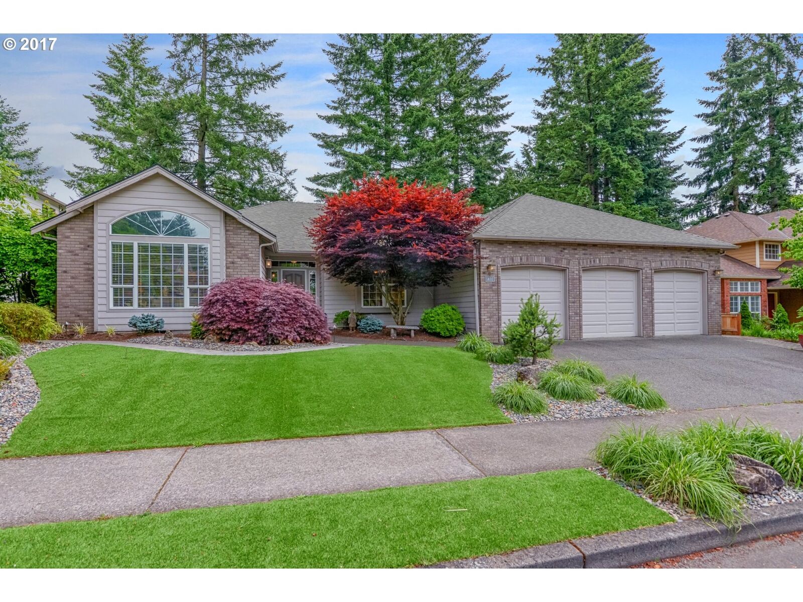 Property Photo: 1401 NE 157th Ave WA 98684