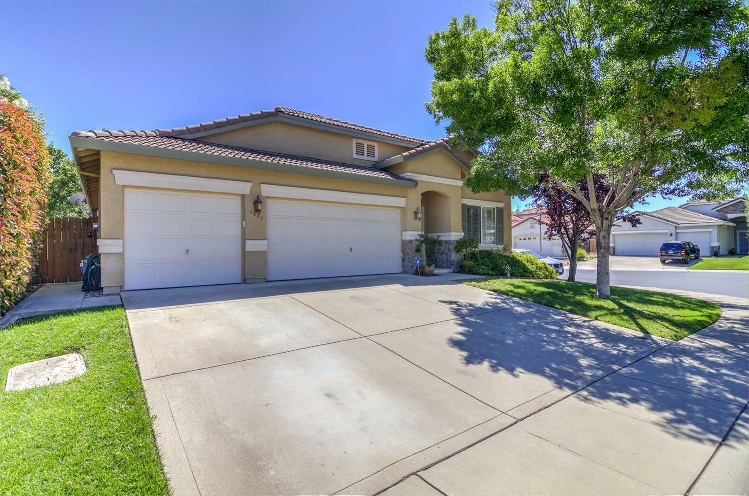 Property Photo:  1925 McKinley  CA 95765 