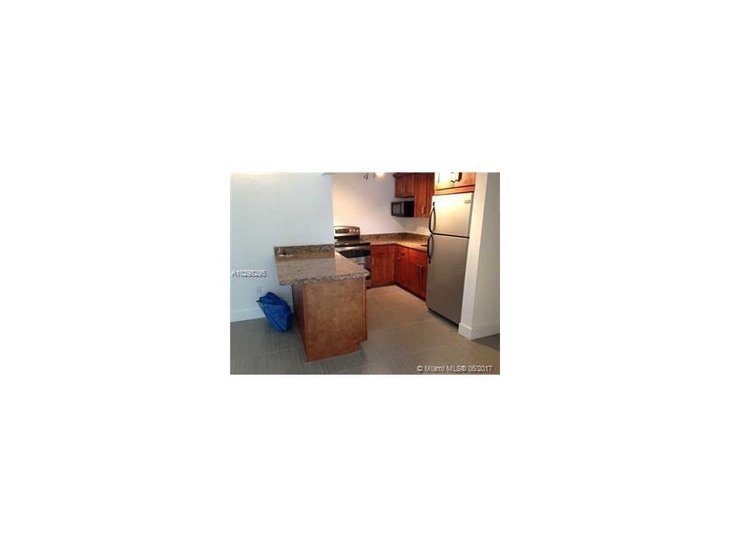 Property Photo: 8609 SW 68th Ct 4 FL 33143