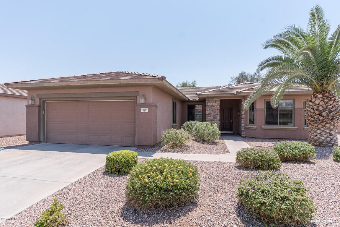 Property Photo:  16911 W Eureka Springs Drive  AZ 85387 