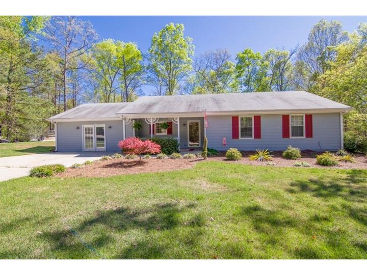 135 Heritage Way  Covington  30016 photo