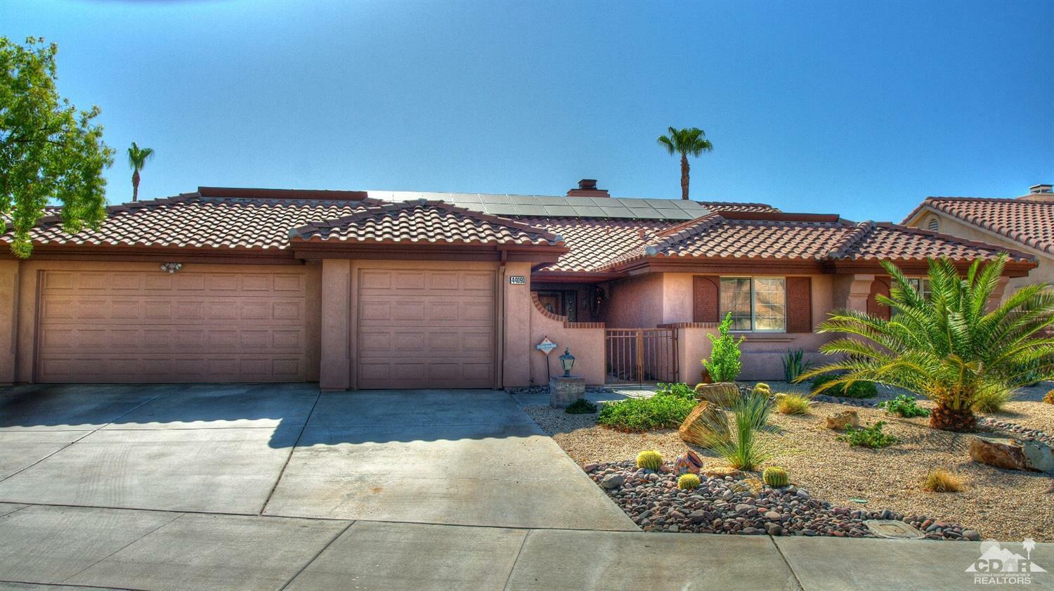 Property Photo:  44090 Camino Azul  CA 92253 