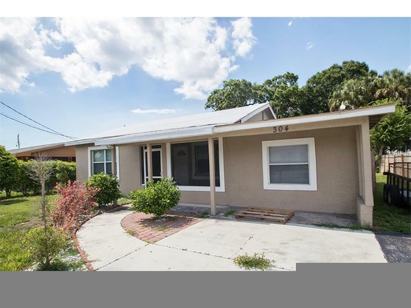 Property Photo:  304 17th Street W  FL 34221 