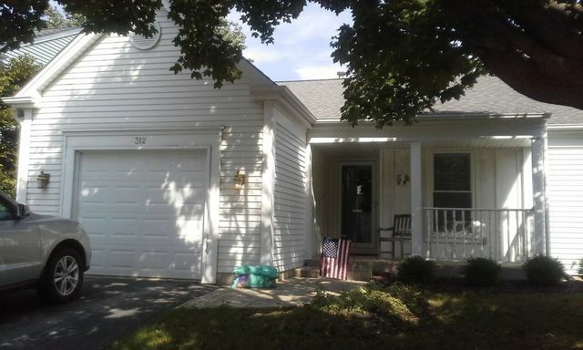 Property Photo: 312 Newport Lane IL 60504