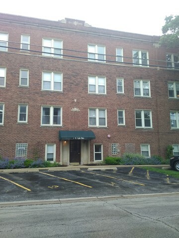 Property Photo: 600 N La Grange Road C3 IL 60526