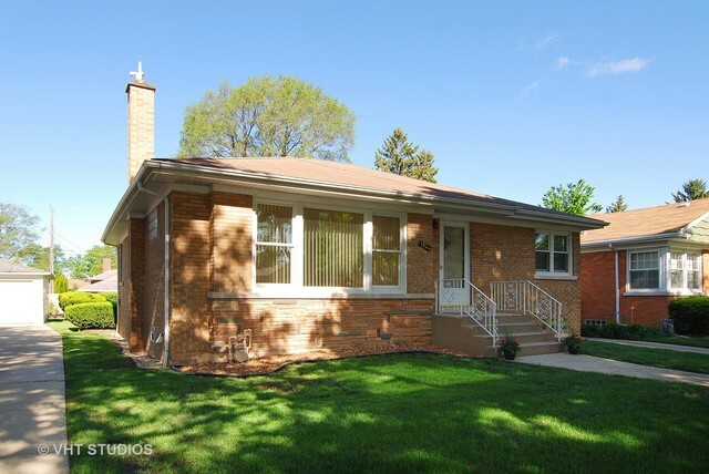 Property Photo:  1824 Downing Avenue  IL 60154 