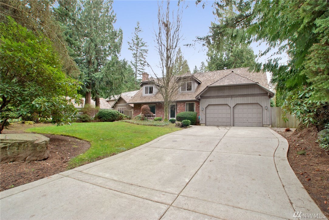 Property Photo:  2515 Sahalee Dr E  WA 98074 