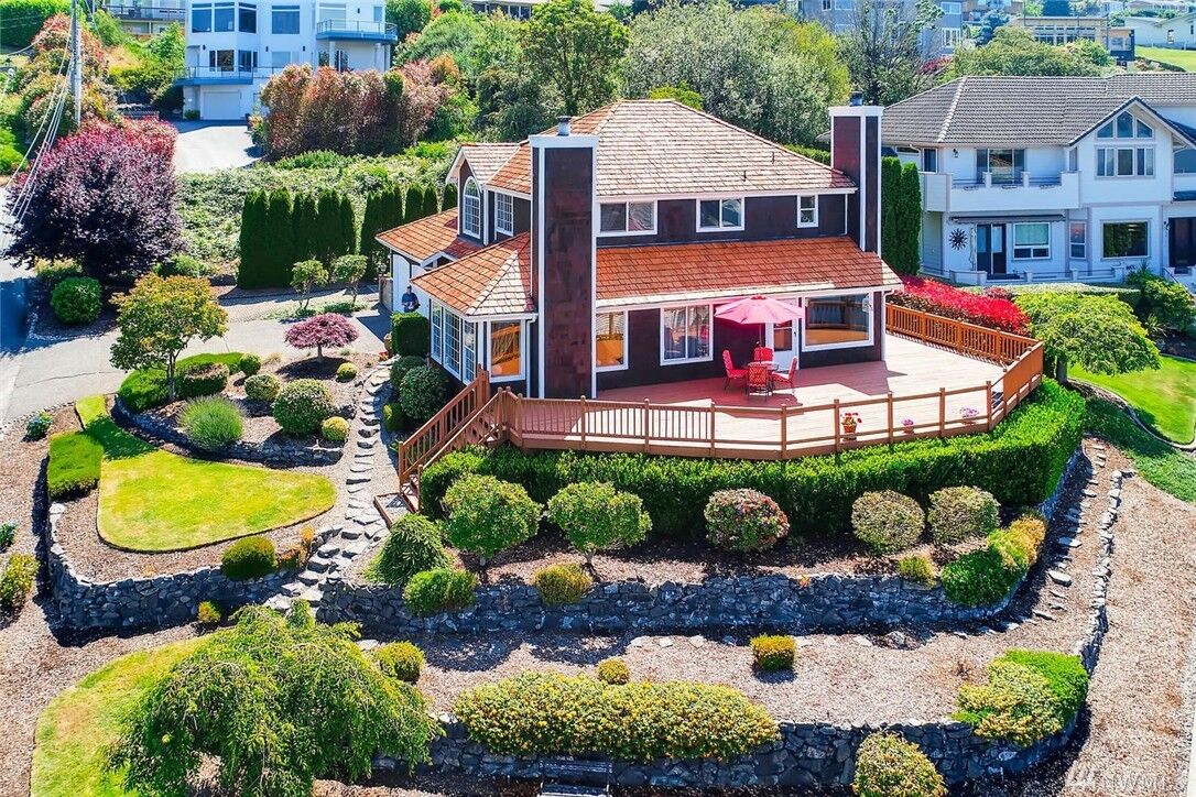 Property Photo:  1116 51st St NE  WA 98422 