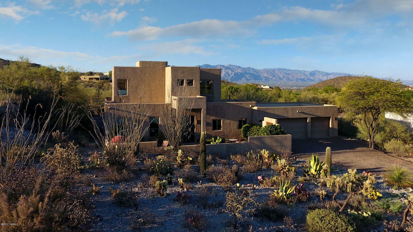 Property Photo: 3738 W Tohono Crossing Place AZ 85745