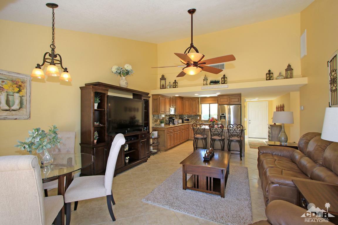 Property Photo:  40632 La Costa Circle E 70-3  CA 92211 