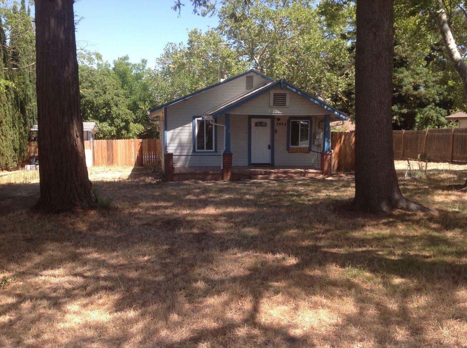 Property Photo:  2924 Panama Avenue  CA 95608 