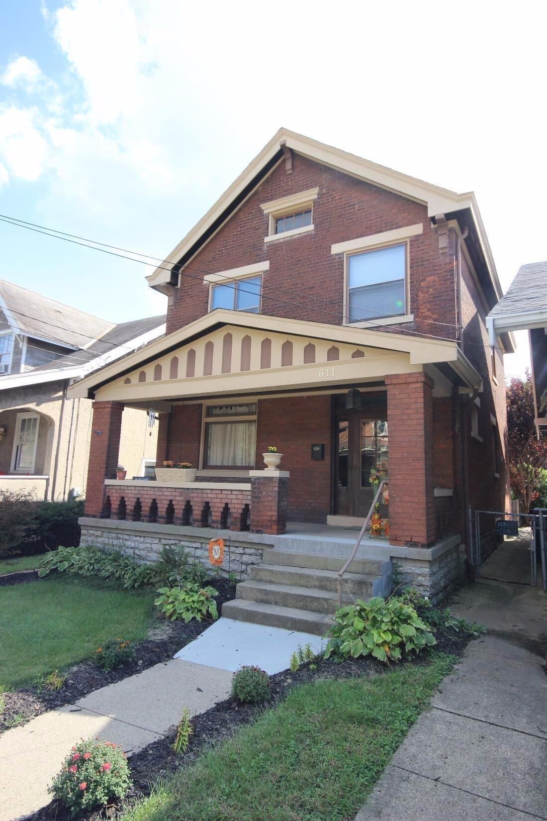 Property Photo: 611 E 21st Street KY 41014