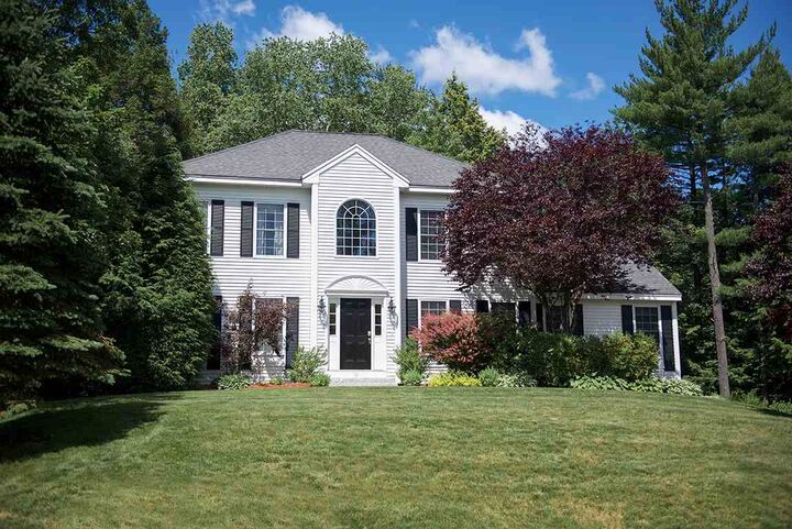 Property Photo:  12 Bayberry Road  NH 03036 